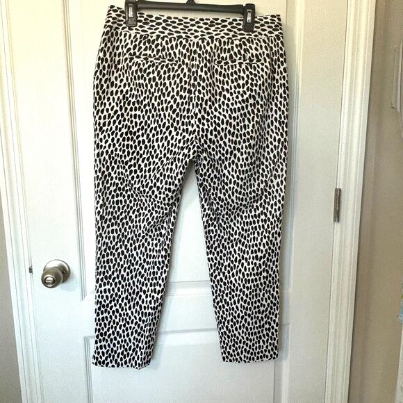 Talbots Wms 8 Slim Crop Black White Animal Print Ankle Pants Stretch Cotton - Picture 2 of 10